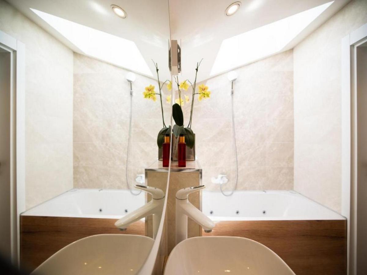 Tirkizni Val Appartement Zadar Buitenkant foto