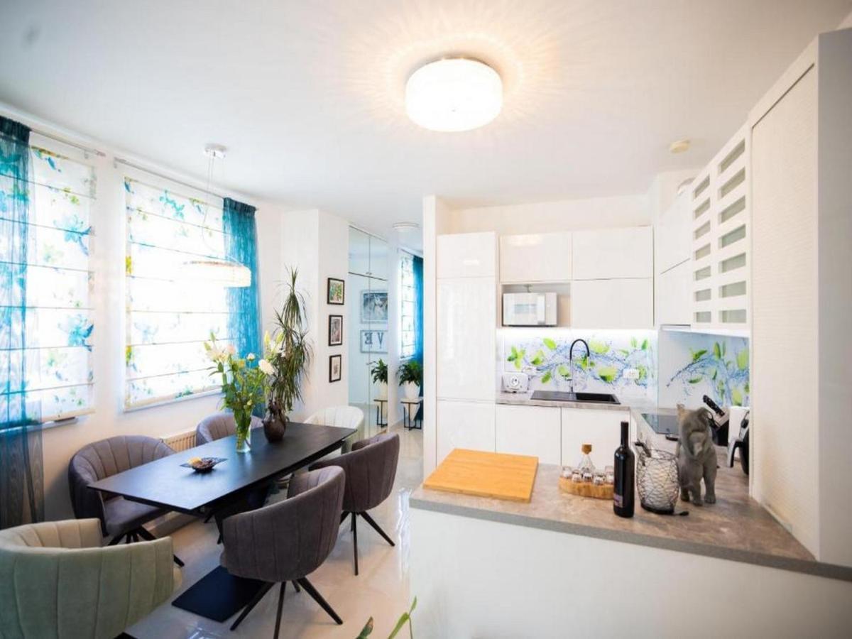 Tirkizni Val Appartement Zadar Buitenkant foto