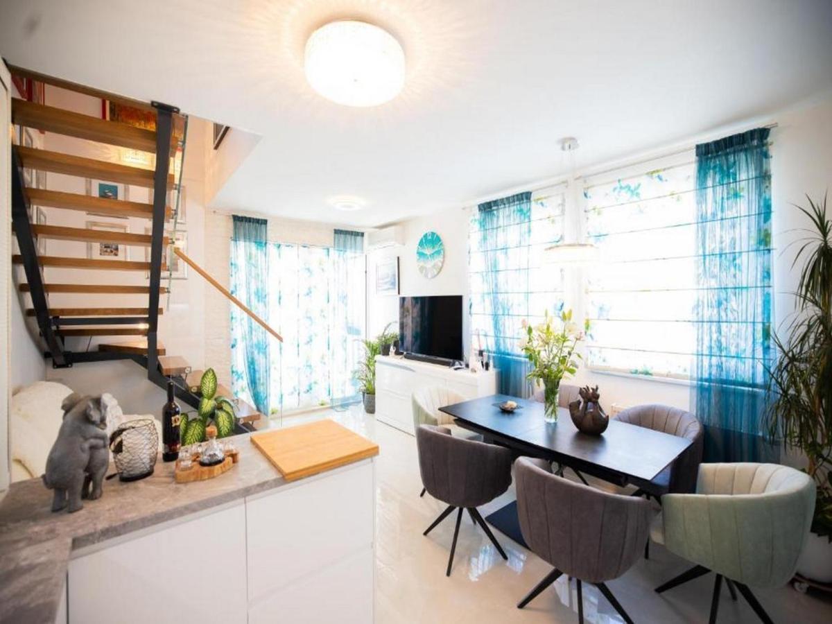 Tirkizni Val Appartement Zadar Buitenkant foto